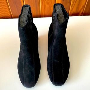 Clarks Artisan collection Womens Dara II wide boots